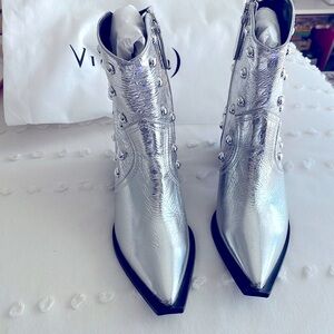 Vicenza x Anthropologie Silver Studded Western Ankle Boot size Eur 36 US 5